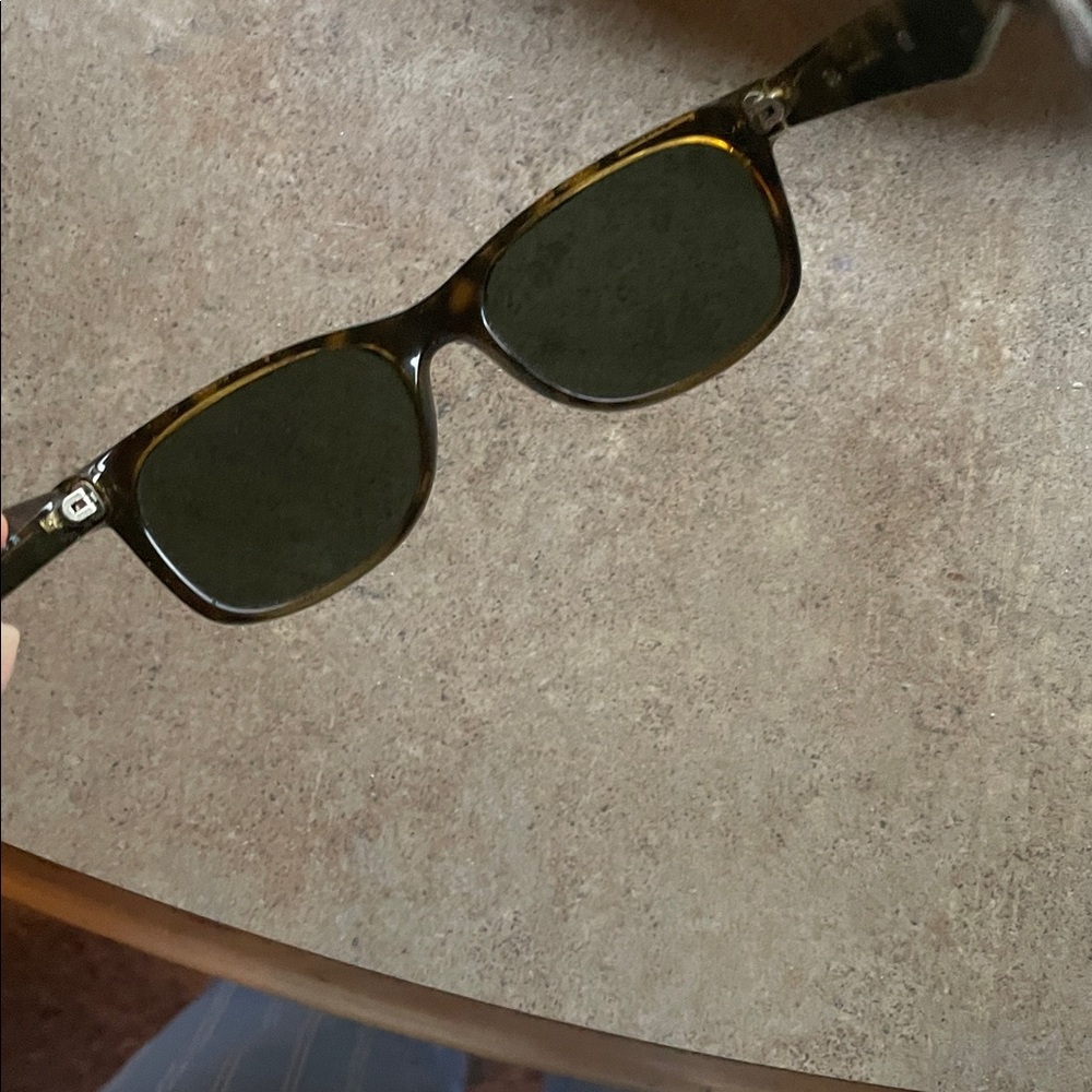 Ray-Ban Unisex Original Tortoise Shell - Picture 3 of 3